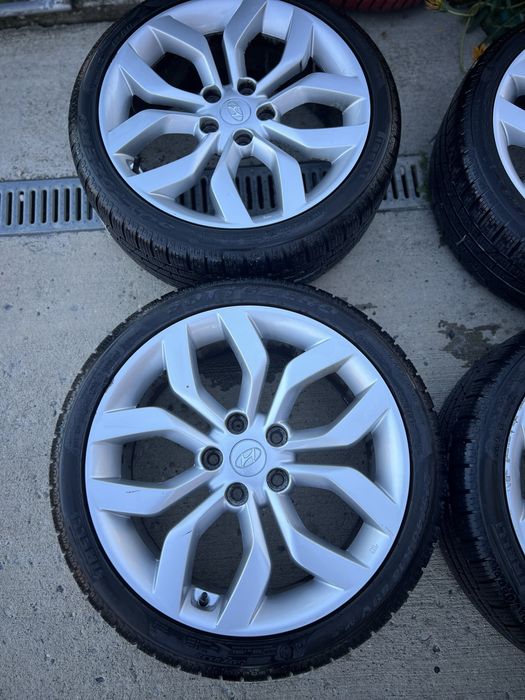 Джанти с гуми Hyundai  215/40/18 5x114,3