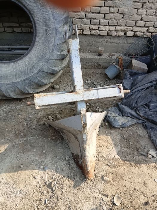 Zudlik bilan sotilmoqda Oʻq ariq olgich 3 mln