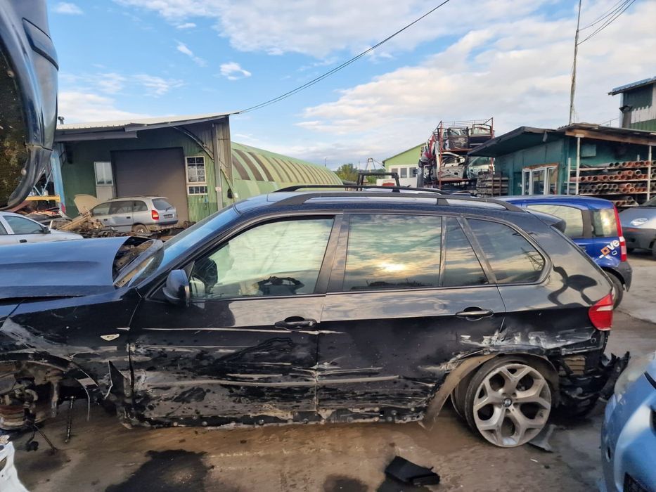 Dezmembram BMW X5, an 2008, 3.0 Diesel, cutie AUTOMATA