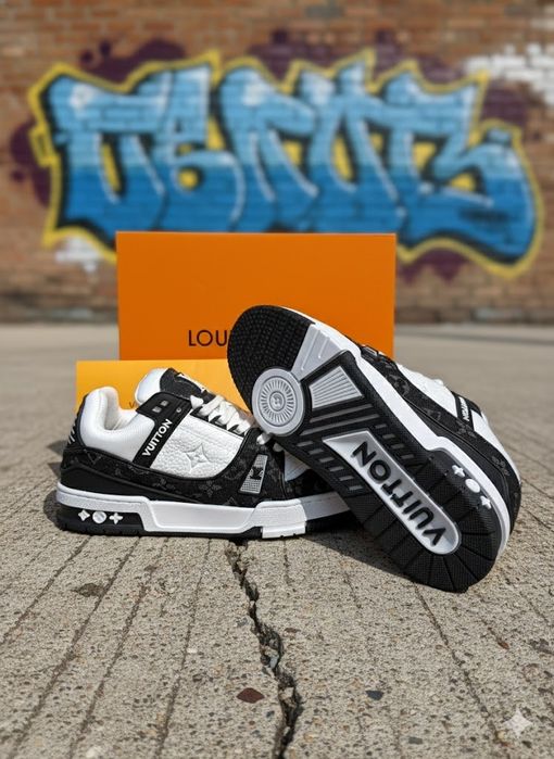 Adidasi LV Trainers Clasic Full Box