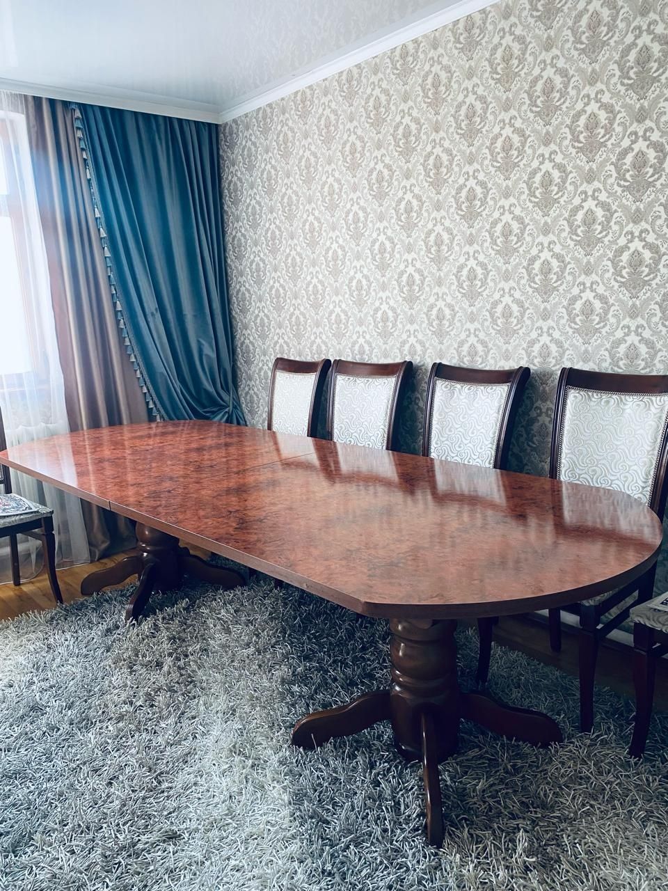 Мебель, стол продам