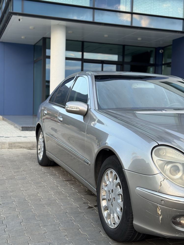 Mercedes-Benz E 220 CDI