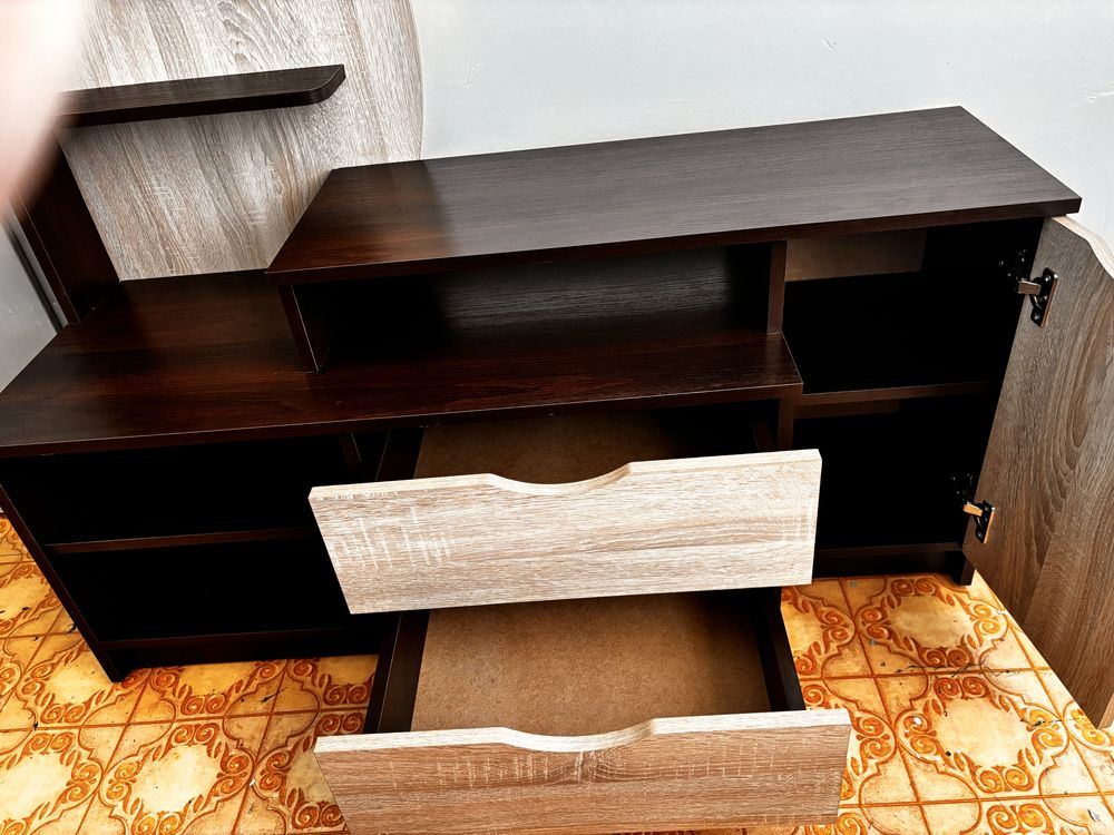 Стилна холна секция 120×127×43 см – отлично състояние!