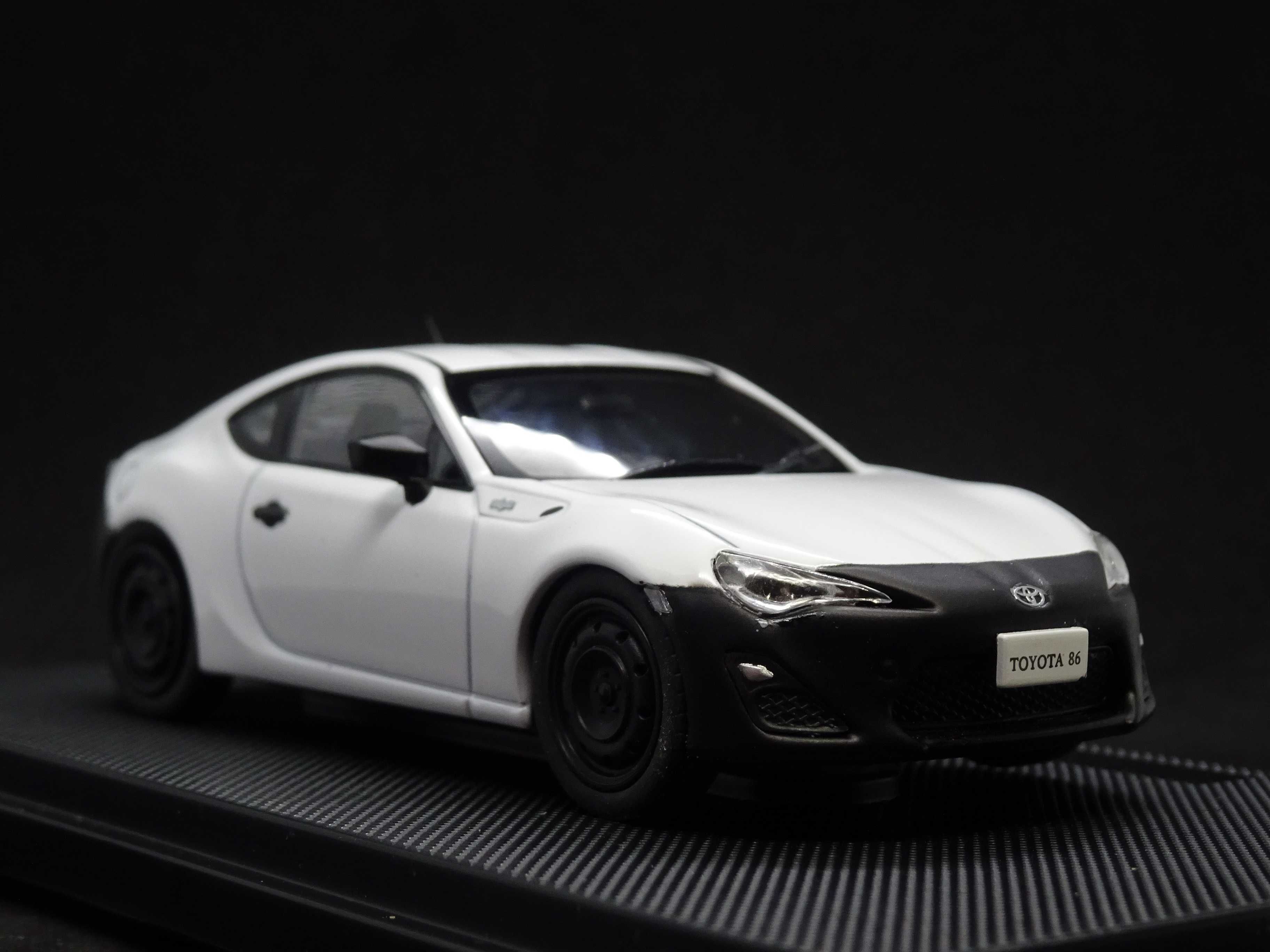 Macheta Toyota 86 RC Ebbro 1:43