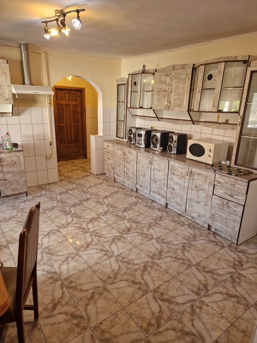 Casă de vânzare în comuna Dumbrăvița