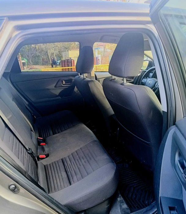 Vând Toyota Auris 2017 hibrid 11500 euro