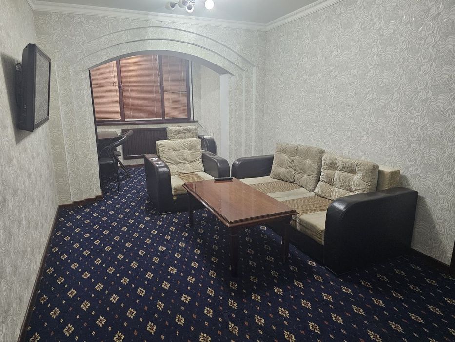 Сдаётся 4х ком квартира 
На 2 этаже обустроенная 
Ор: мафтунабар 
300