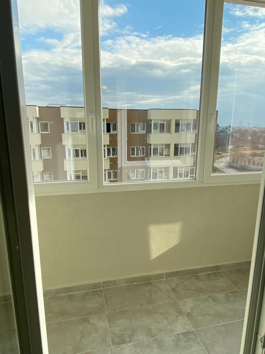 Inchiriez 2 camere Fiald