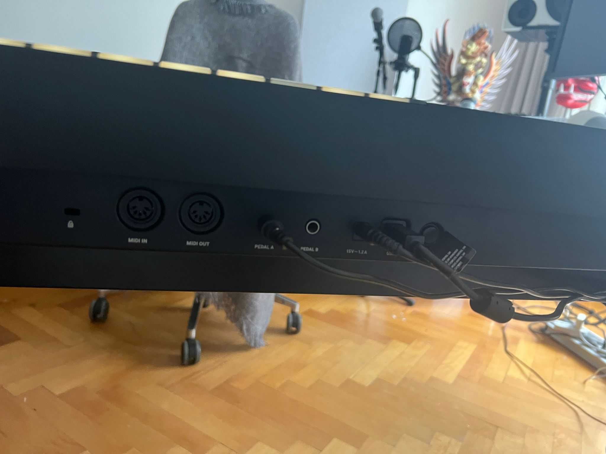 Midi Controller - Native Instruments Komplete Kontrol S88 Mk2
