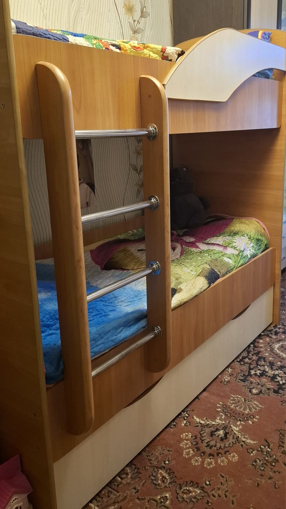 Продам детскую двухъярусную кровать!