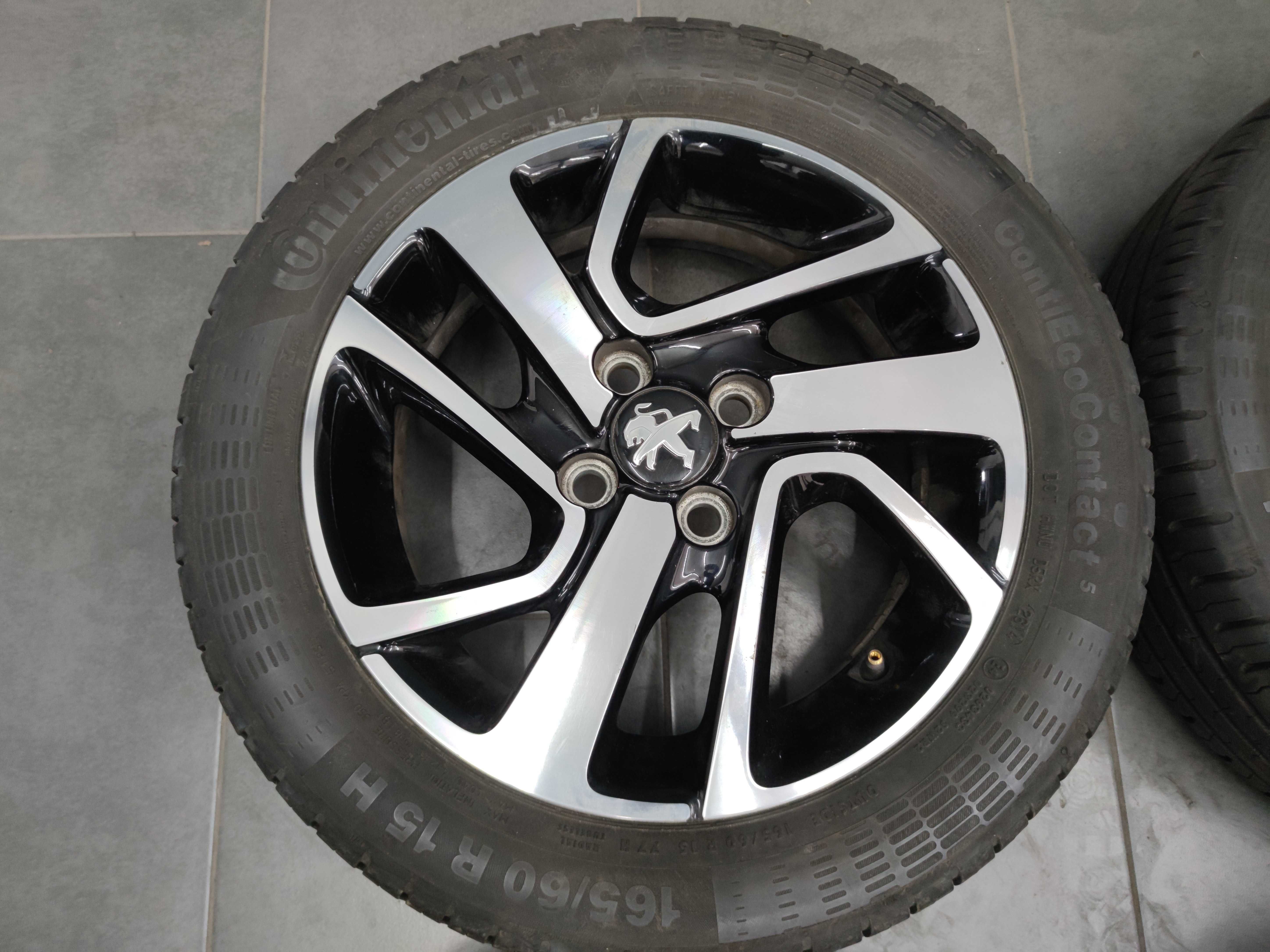 Джанти с Гуми - Peugeot 108