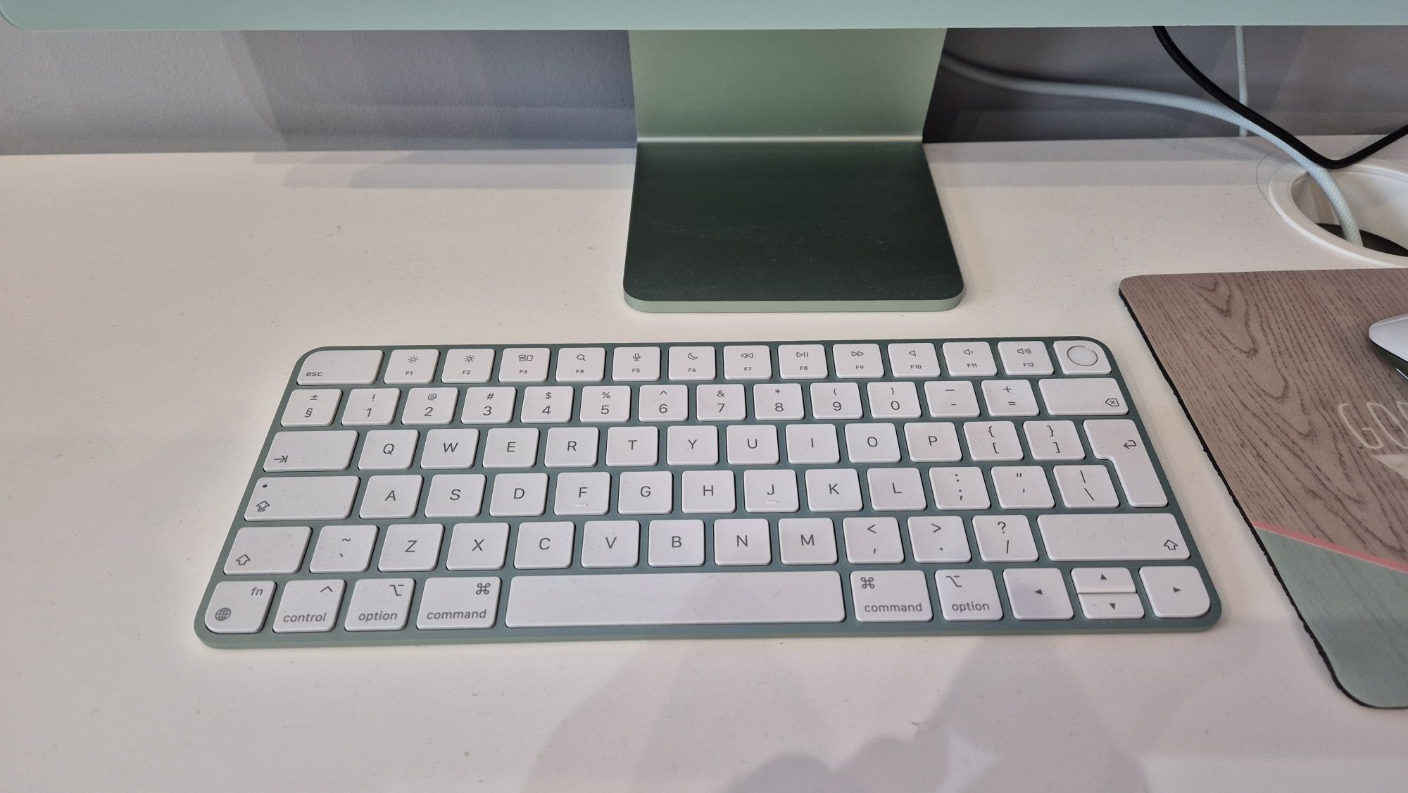 iMac 24" M1, 4480x2520 512gb, /8C CPU/8C GPU/8GB/512GB