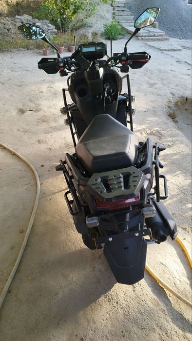 Skuter Tank pro max sotiladi mator benzin kelishamiz