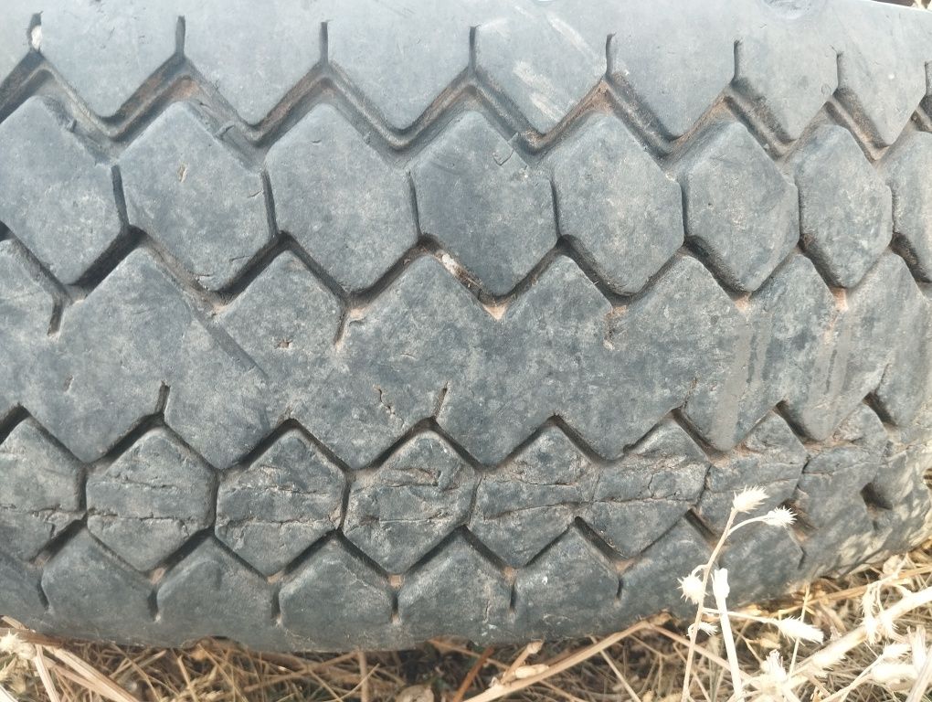 Шины камаз грузовые 11 r20