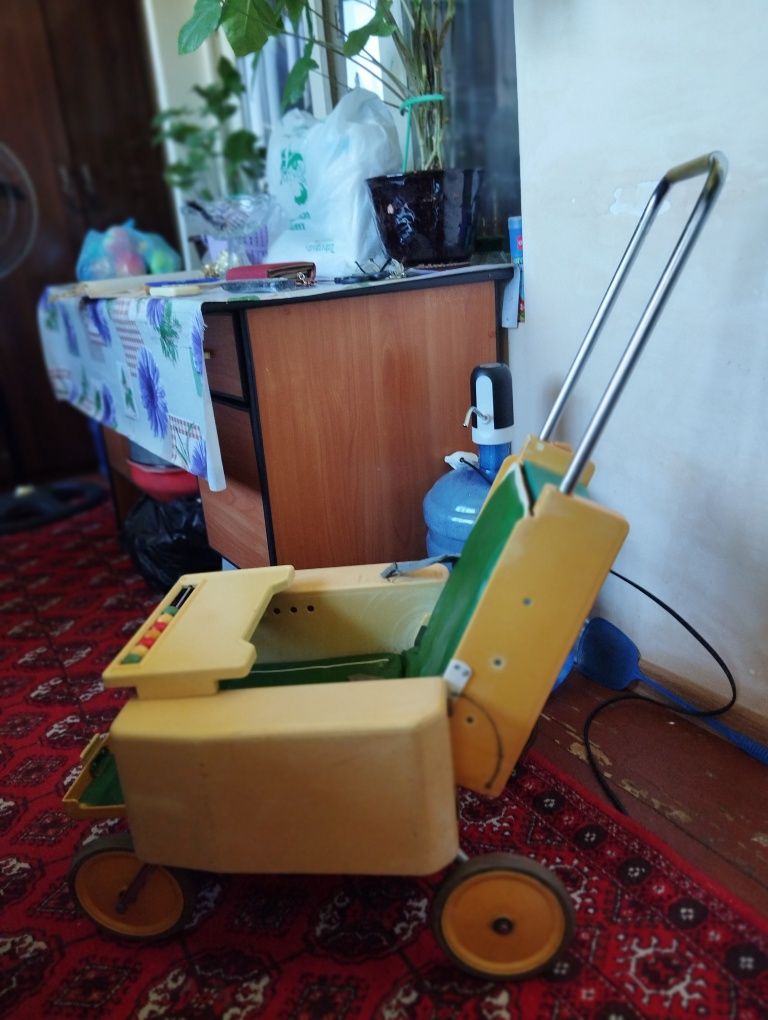 Продам коляску в рабочем состоянии
