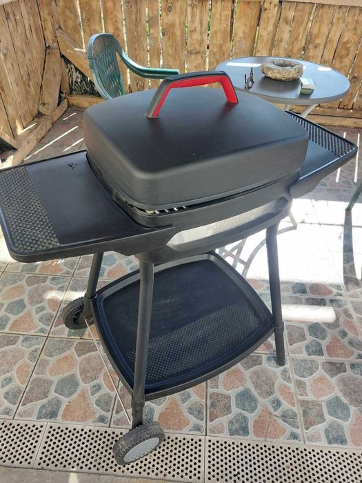 Vand gratar electric Barbecook Alexia 5111