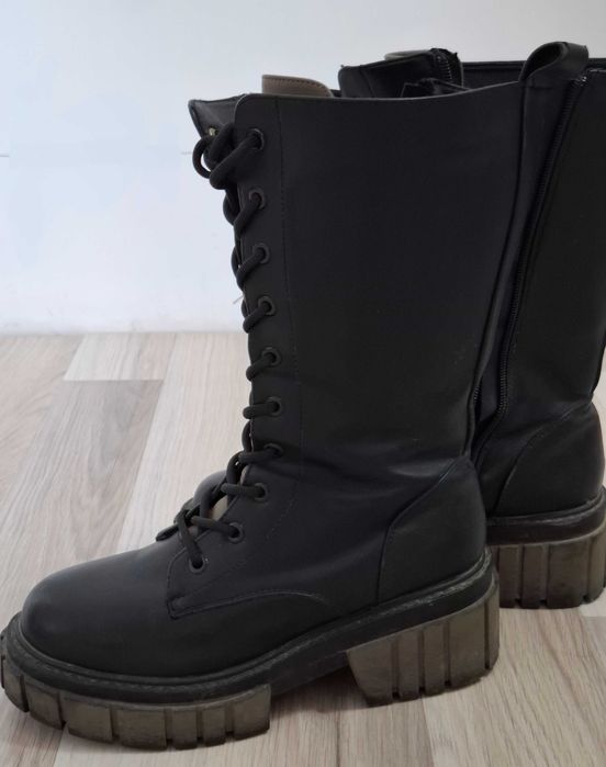 Кожени дамски кубинки