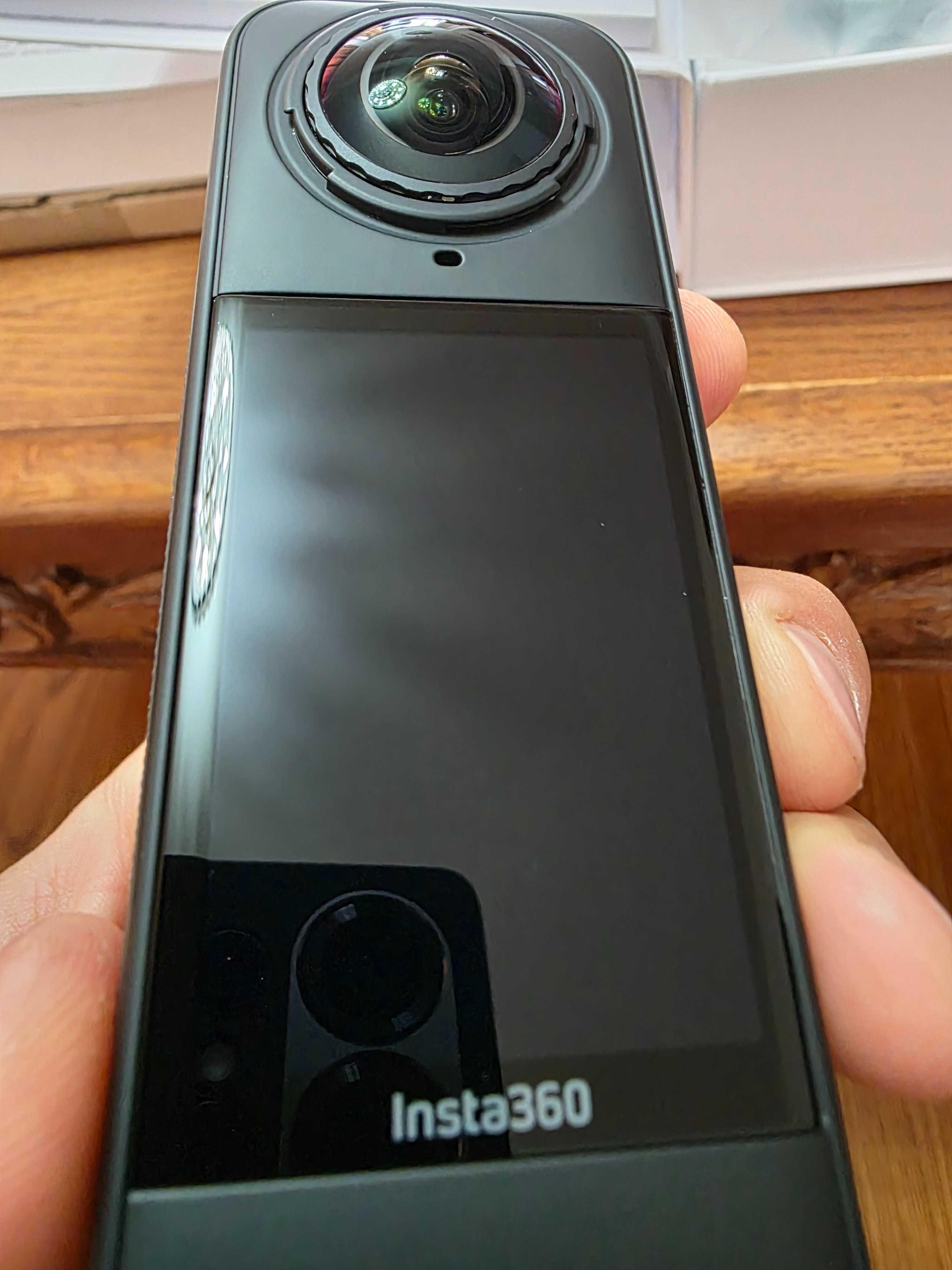 Insta 360 x5 камера