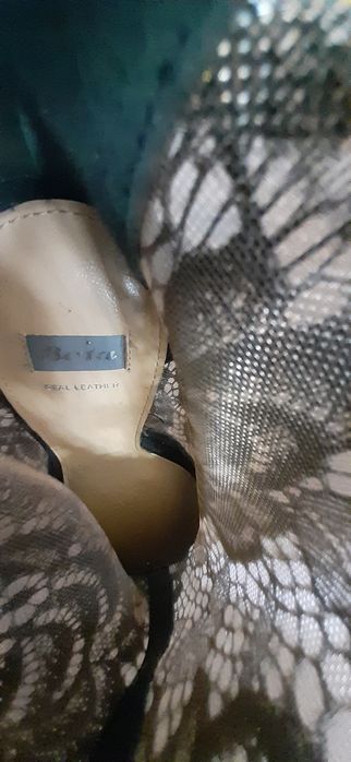 Botine Bata dantelate