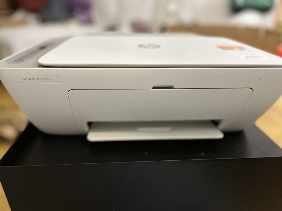 Imprimanta HP Deskjet 2720e