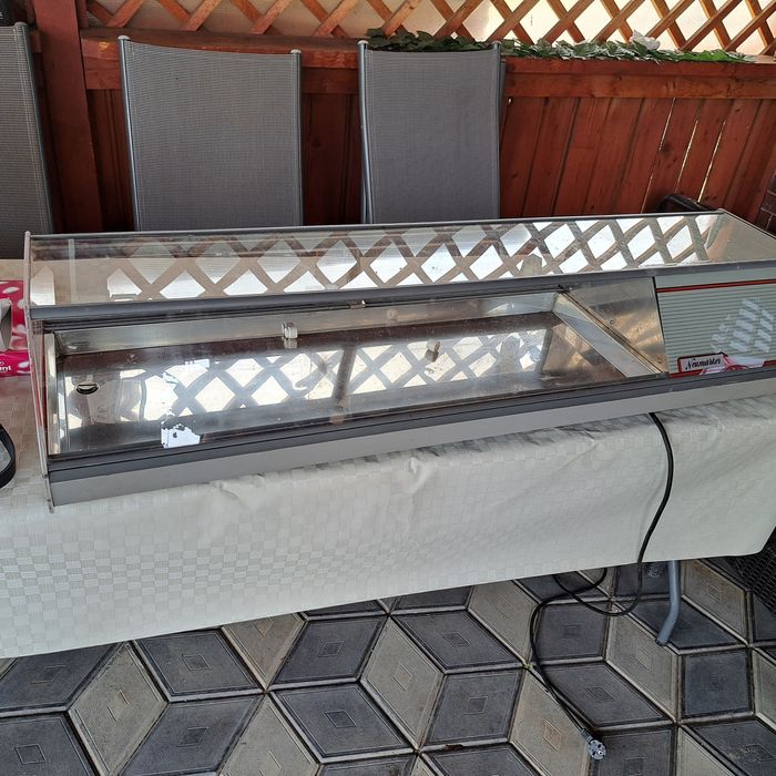 Lada frigorifica tejghea