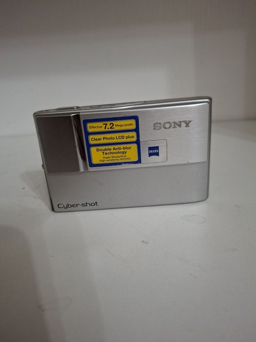 Цифровая камера  SONY Cyber-shot DSC-t10