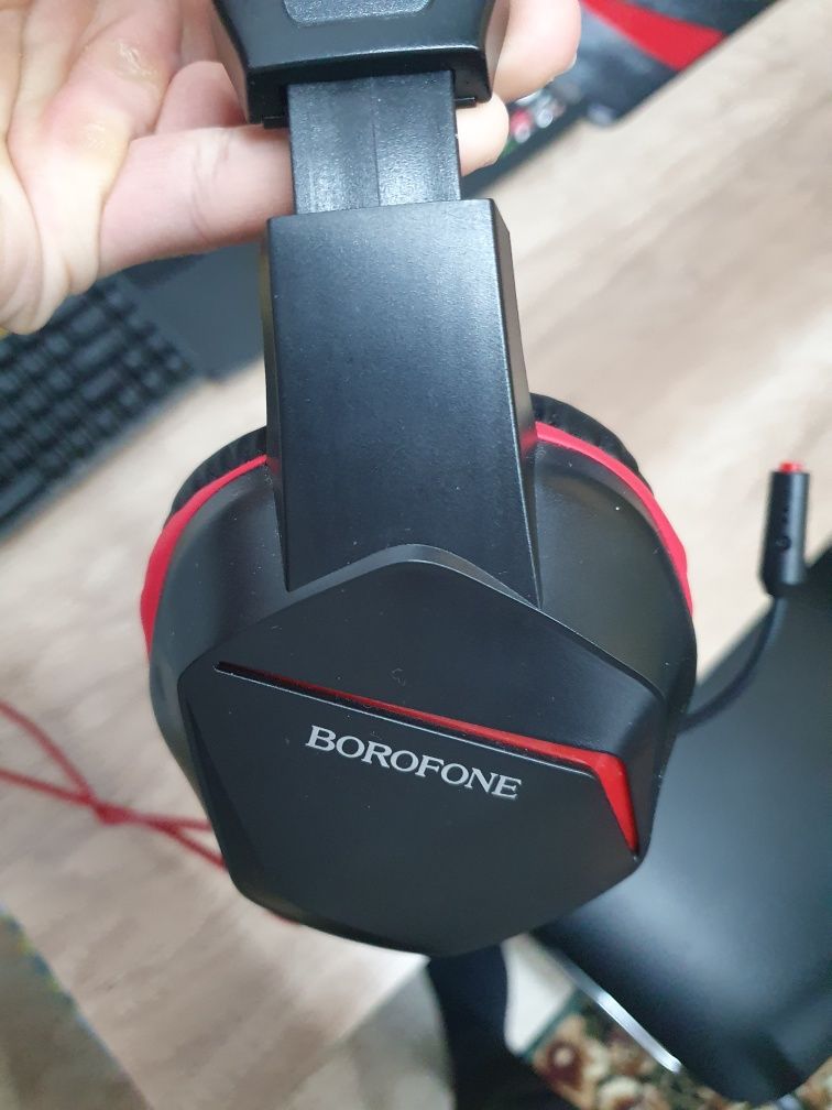Игровые наушники