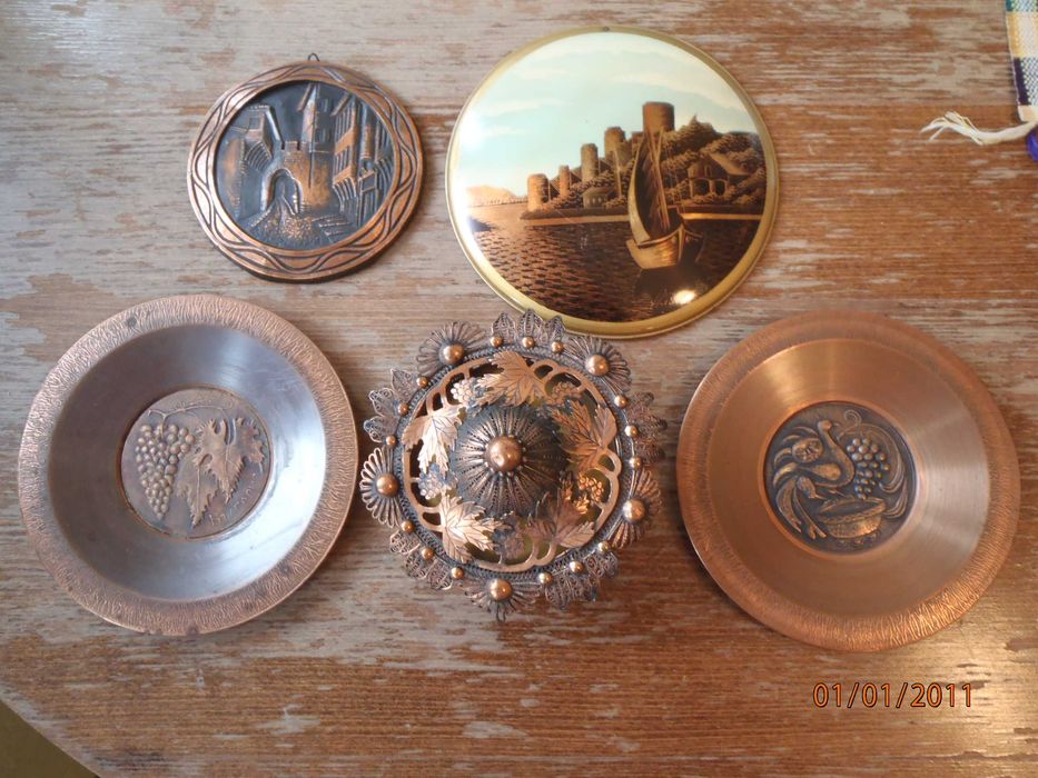 РЕТРО декоративни съдове от ръчно кована чиста мед