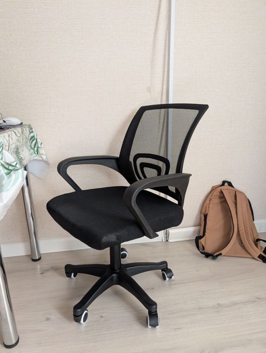 Стул компьютерный