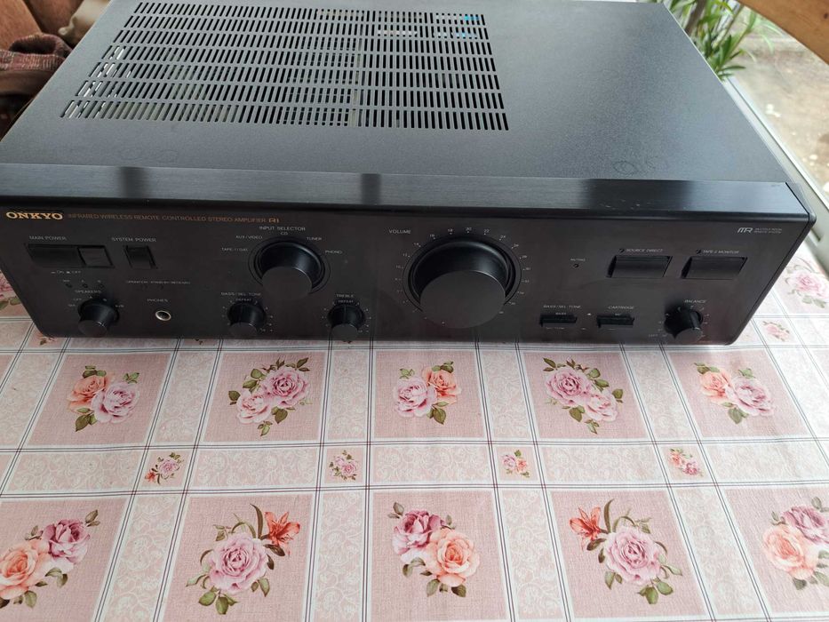 Amplificator audio Onkyo A 8830,stare perfecta de funcționare