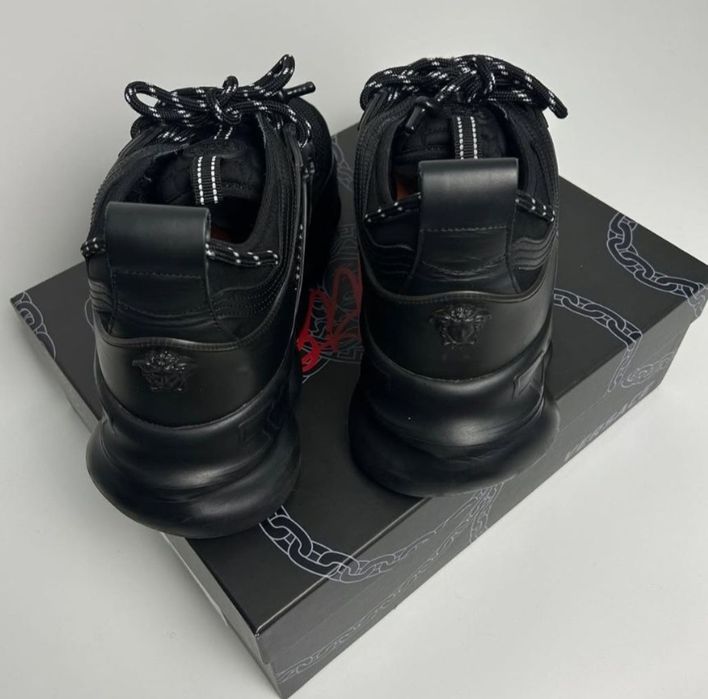 Versace Chain Reaction