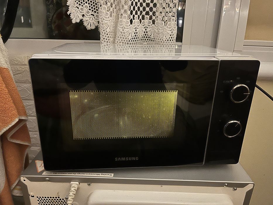 Микровълнова фурна Samsung