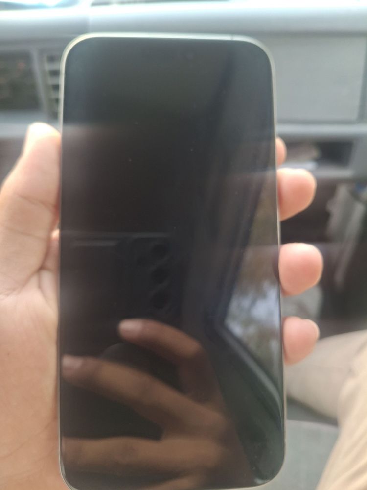 Iphone 15 promax sotiladi sronchi 870$