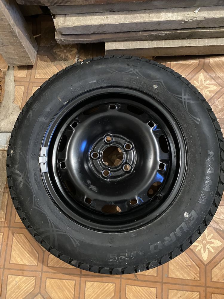 Резина летняя NOKIAN 185/65/R15