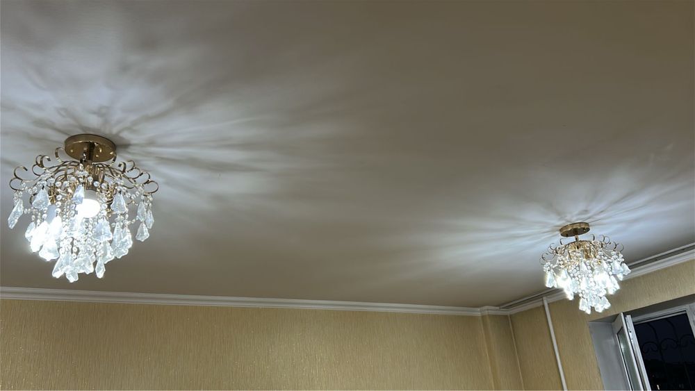 Срочно продается люстры по 1500 тг .