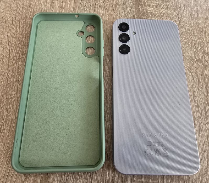 Samsung A 14 128 gb Страхотен