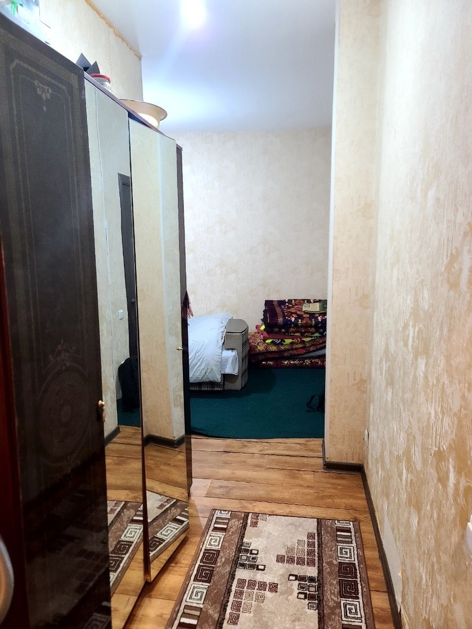 Сдаю. Карасу 6, 1/1/4, с обстановкой. Ориентир Базарчик