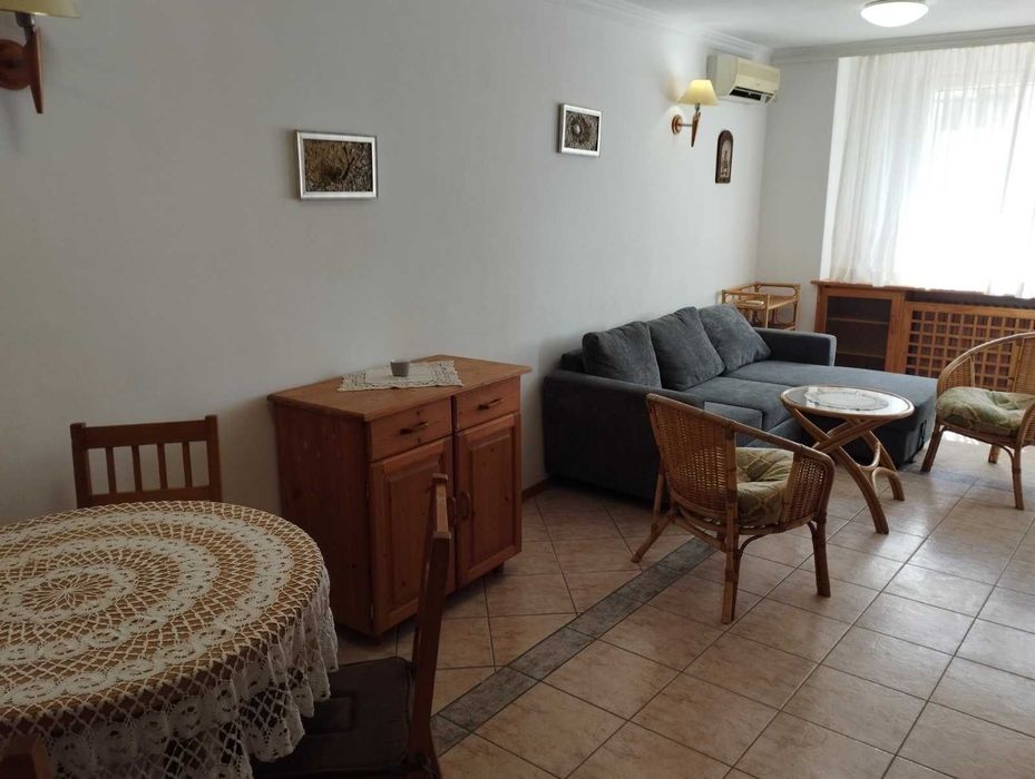 Дава се под наем Двустаен апартамент в Бургас, Лазур - 60 кв.м за 400 € - Снимка #3