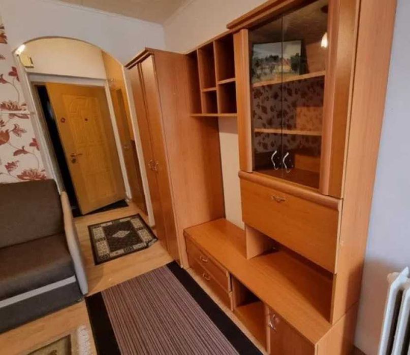 Дава се под наем Едностаен апартамент в Пловдив, Гагарин - 40 кв.м за 178.5 € - Снимка #3