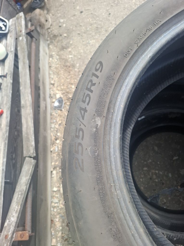 Vand set 4 anvelope 255 45 19 hankook de vara bune dot 2023