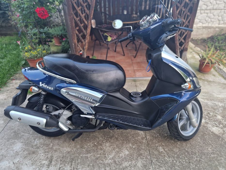 Scuter Benelli cu motor Yamaha, cat. B, 11000km,inmatriculat, deosebit