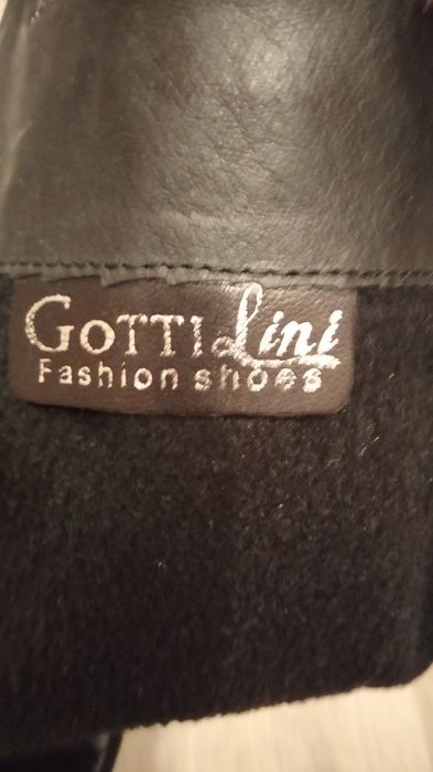 Зимние кожаные сапоги, размер 38, европейка, фирма Gotti Lini