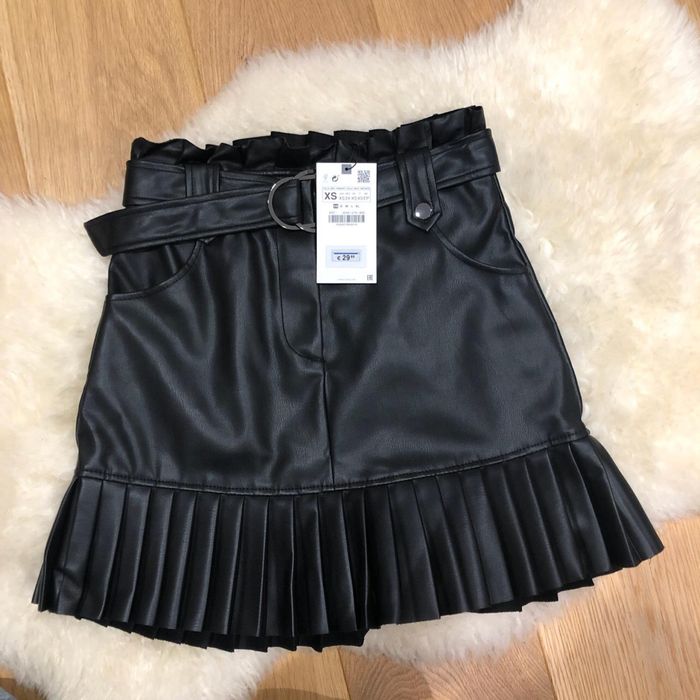 Дамска пола Zara