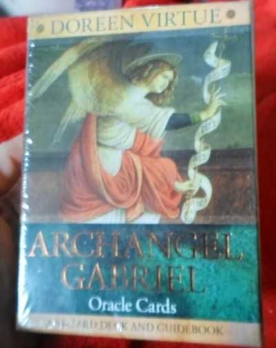 RAR,Carti Oracol Arhanghel Gabriel,ORlG,lux(aurii marg) Doreen Virtue