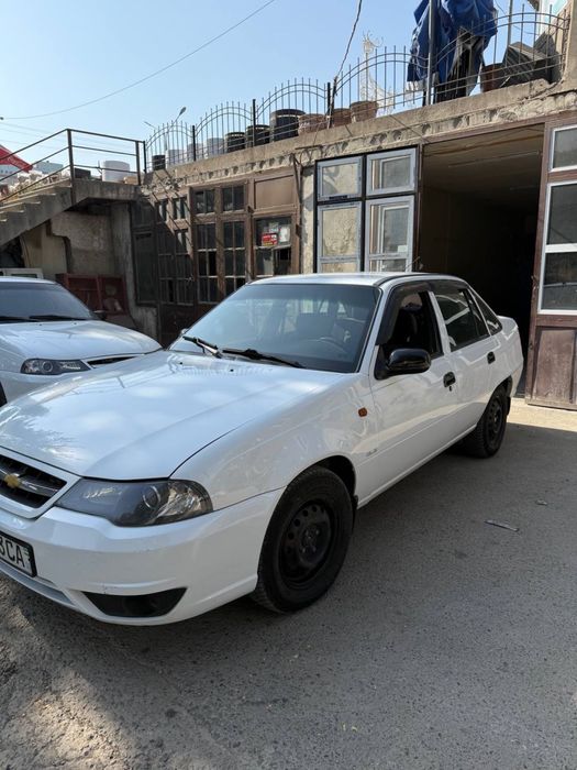 nexia2 daewoo sotiladi