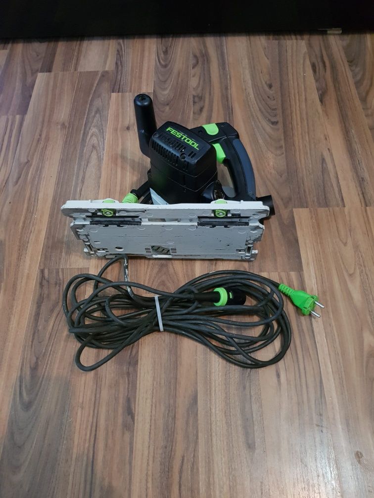 Festool TS 55 REBQ,circular cu plonjare și variator de turație.