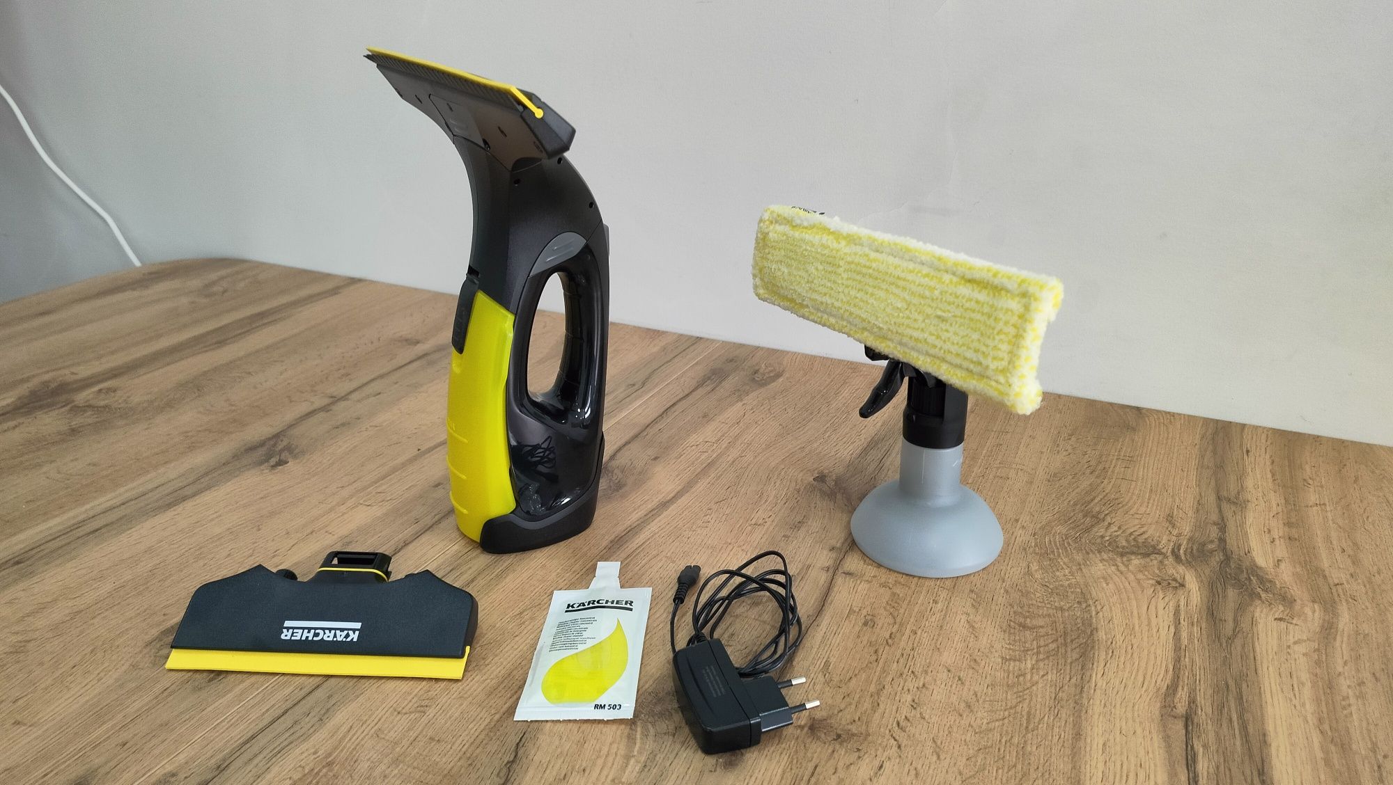 Стеклоочиститель Karcher WV 2 Premium 10 Years Edition