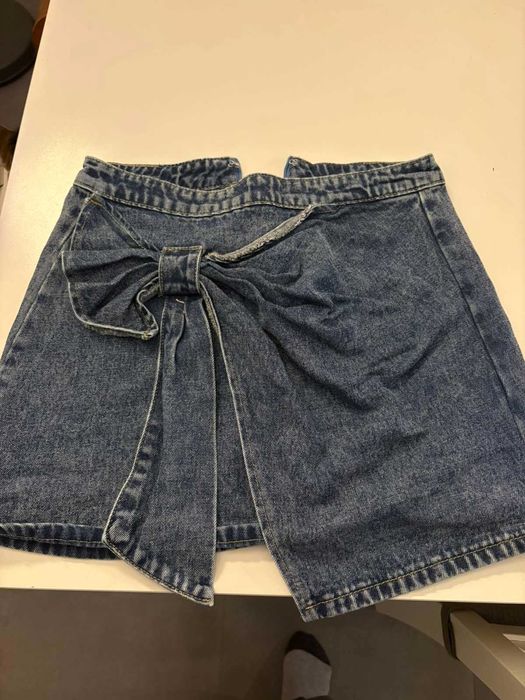 Модна дамска пола