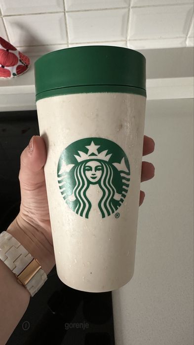 Стакан to go Starbucks