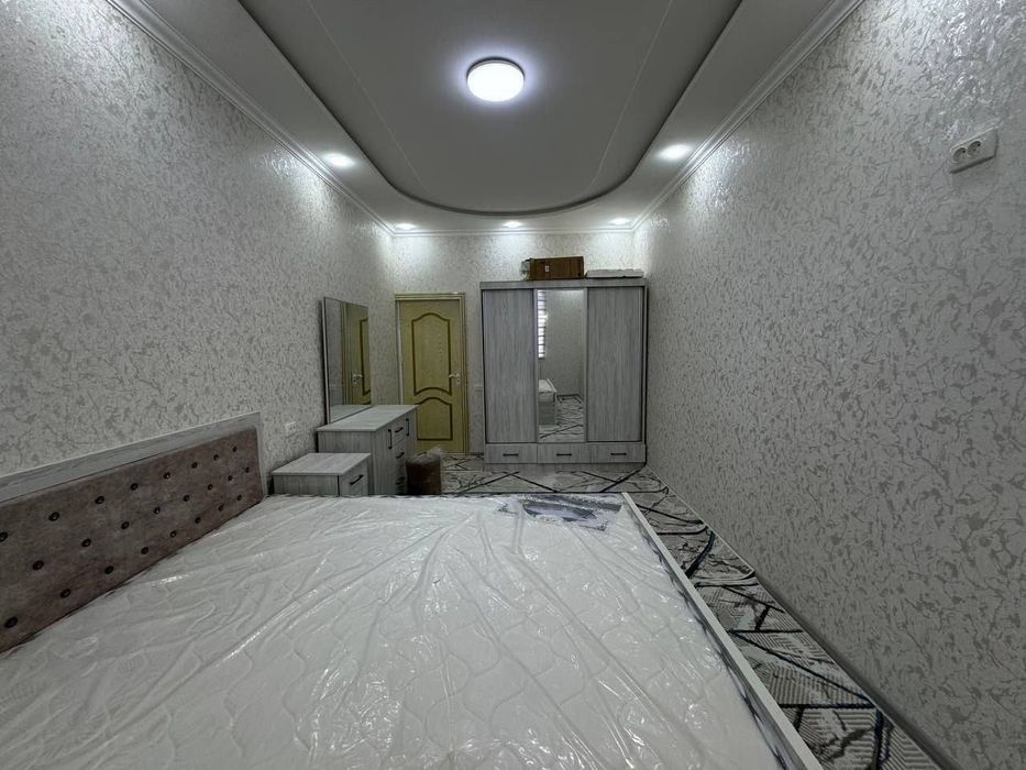 7-mikda 2 xonalik uy sotiladi